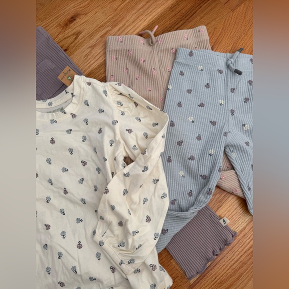 Easy peasy organic girls 5T legging and top Set flowers Print purple blue ivory - Picture 3 of 16